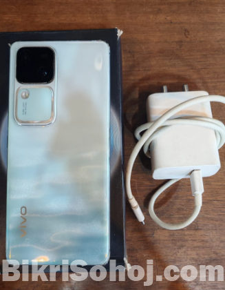 Vivo v30 8/128 gb
